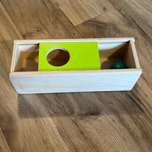 Lovevery slider top box toy